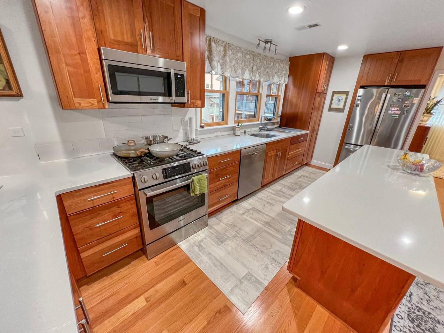 Elegant Sanctuary Steps From Harvard Square Cambridge Exterior foto